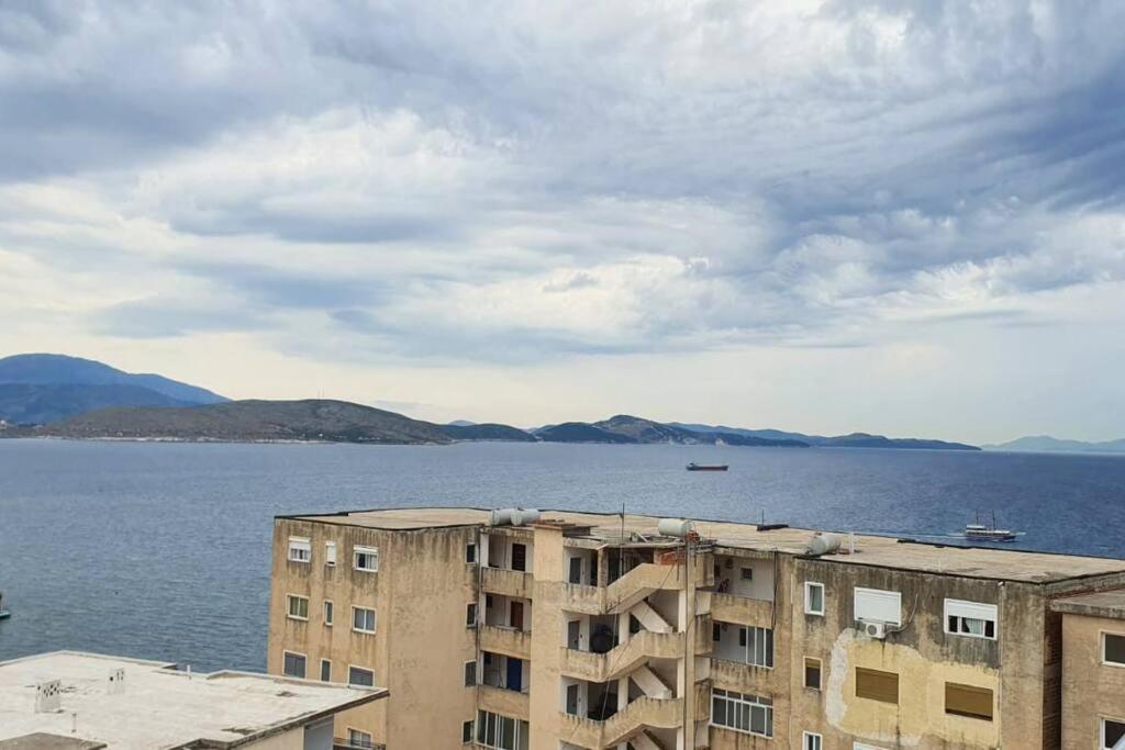 Glen'S Rooftop Саранда Екстер'єр фото
