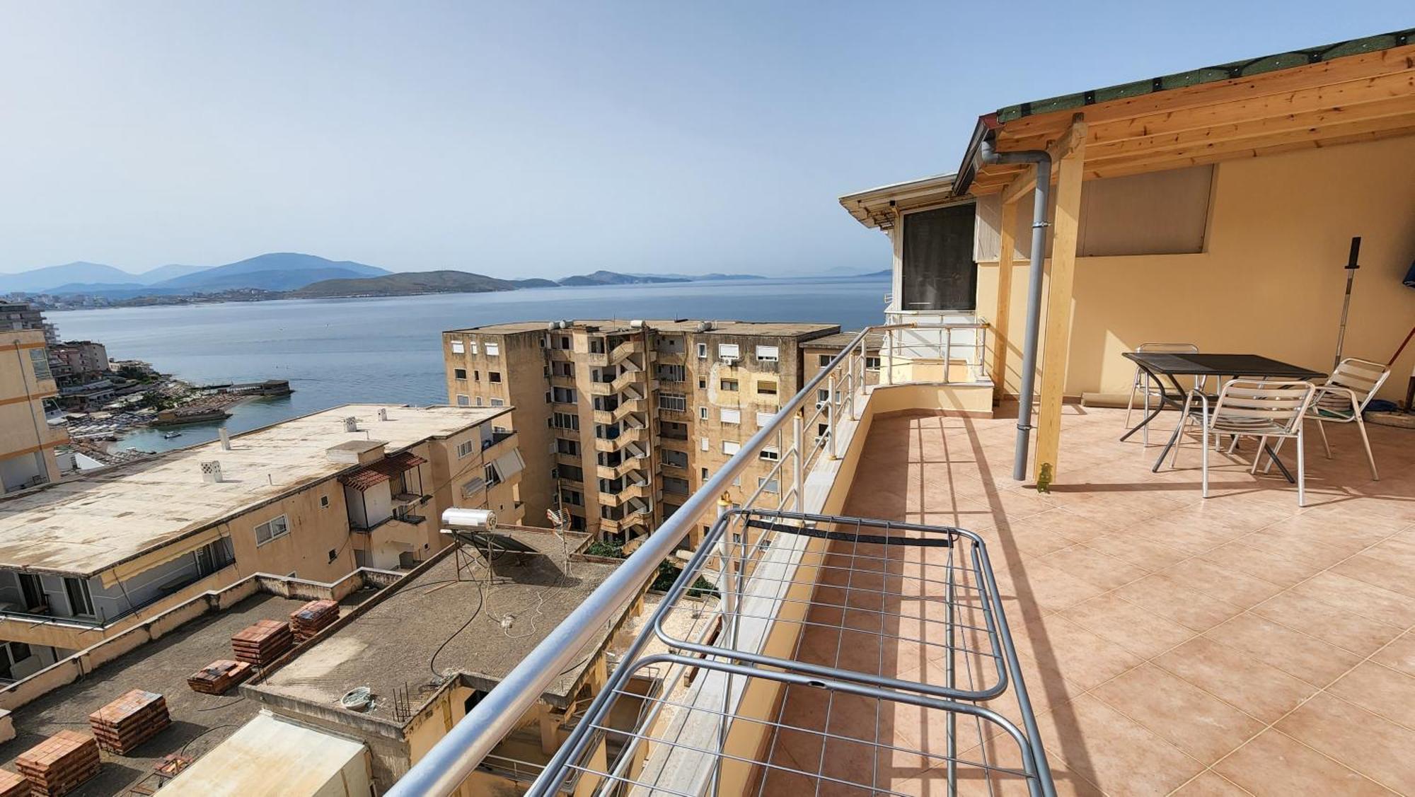 Glen'S Rooftop Саранда Екстер'єр фото